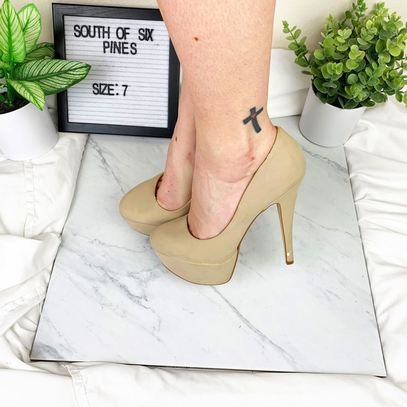 Anne Michelle tan pumps - Picture 2 of 6